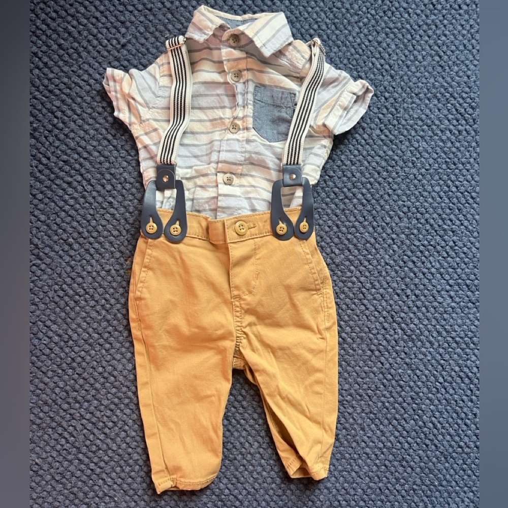 NWOT - OshKosh B'gosh Striped Button Down Shirt and Khakis with Suspenders